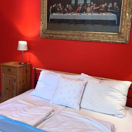 Gemutliches Zimmer Im Innenhof จัวส์ ภายนอก รูปภาพ