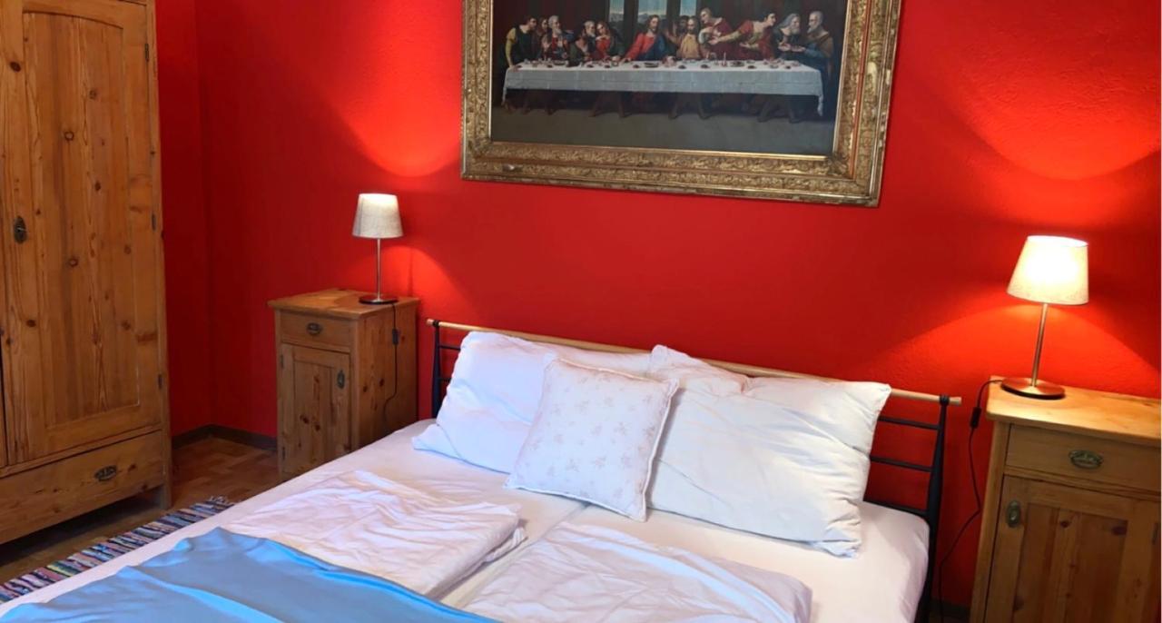 Gemutliches Zimmer Im Innenhof จัวส์ ภายนอก รูปภาพ